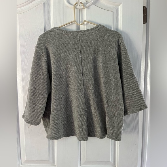 Super Soft Zara Oversized Cropped Tee (Small) - Picture 2 of 3